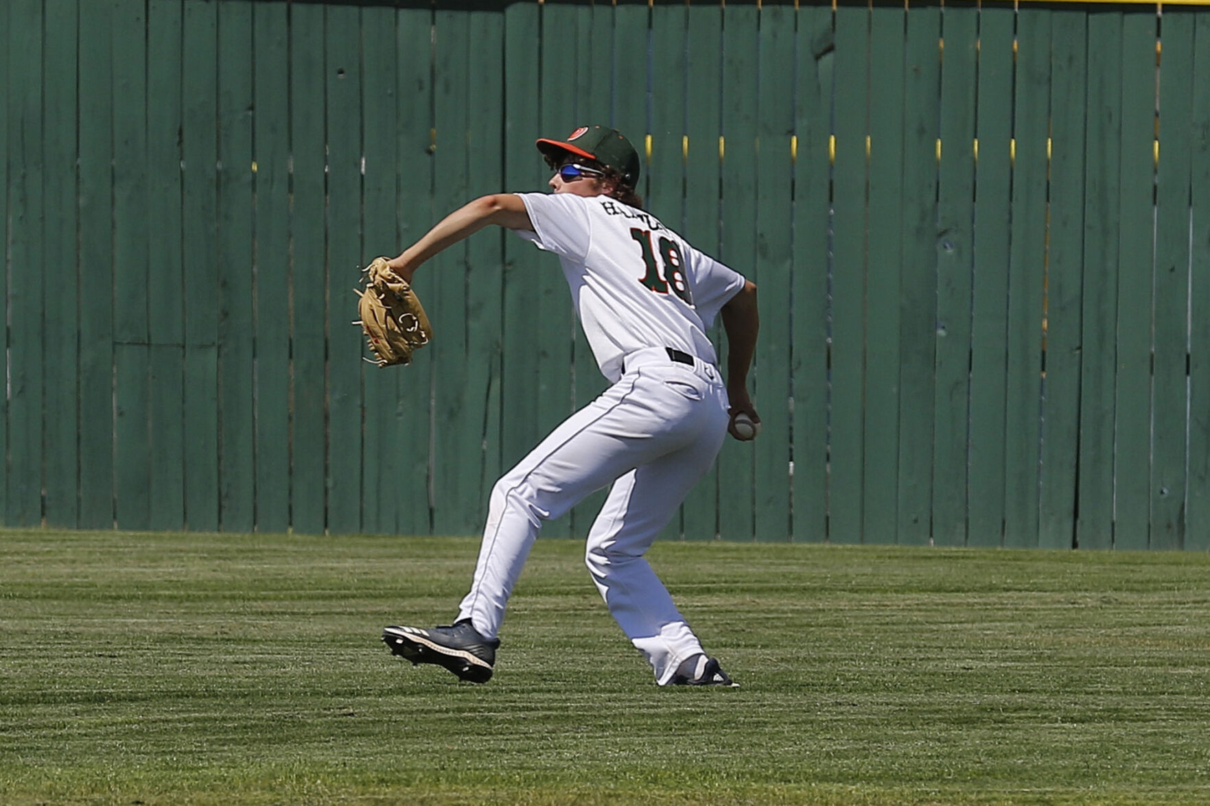 PHOTOS: Zephyrs Triangular